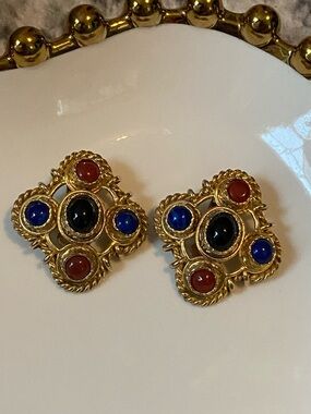 VTG Stone Cabochon Clip Earrings
